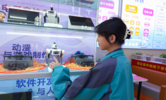 16 歲少女的破繭之路：從初三壓力到互聯網 + 形象設計的追夢之旅
