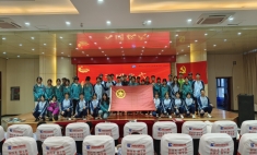 蘭州新華學(xué)子光榮入團 青春誓言銘刻青史