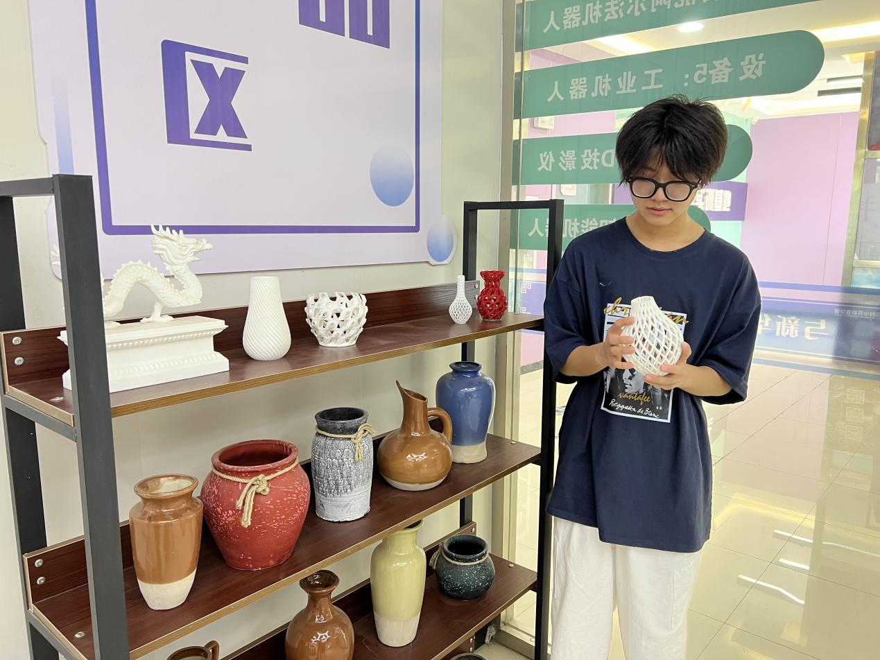轉(zhuǎn)學(xué)來新華，選擇比努力更重要