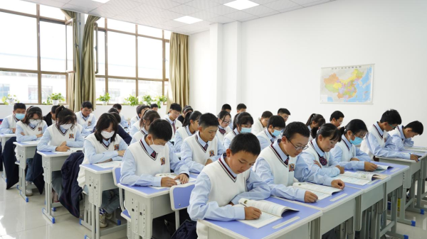 中考不如愿，初中畢業學什么技術好一點？去哪里學？