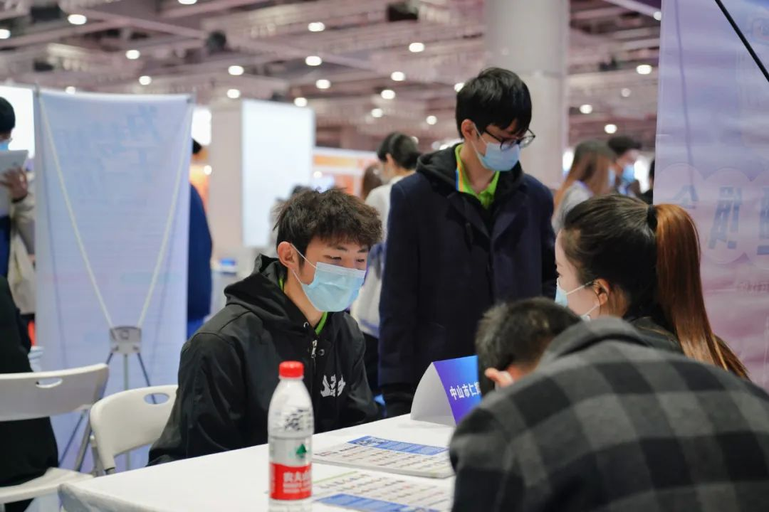 從 “能就業” 到 “好就業、就好業”,蘭州新華的就業環境有多好?