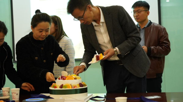 感恩有你 攜手同行 | 蘭州新華2023年第一季度員工生日會(huì)！