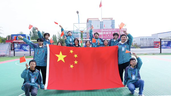 弘揚傳統文化，抒發愛國熱情——蘭州新華雙節活動