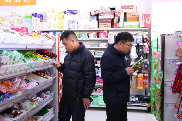 蘭州新華食品安全檢查-強(qiáng)化校園食品監(jiān)管 筑牢食品安全“網(wǎng)”