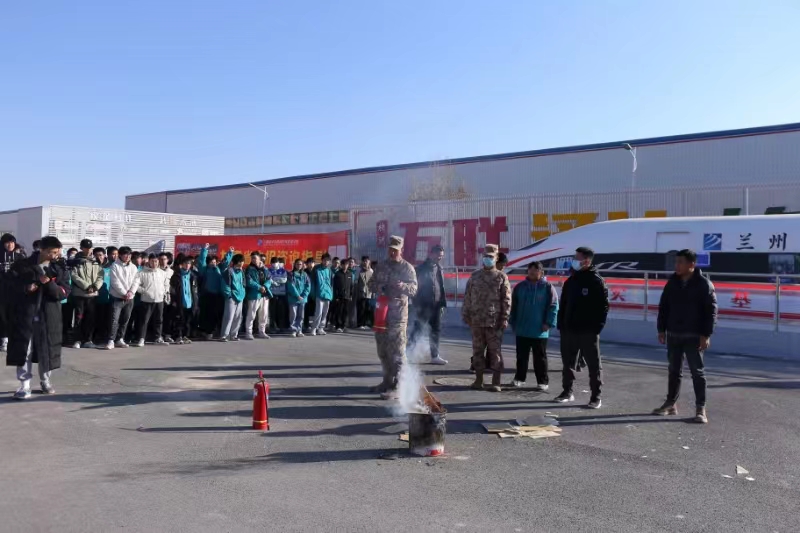 消防演練于“心”，防范未燃于“行 蘭州新華互聯(lián)網(wǎng)學校消防演練活動